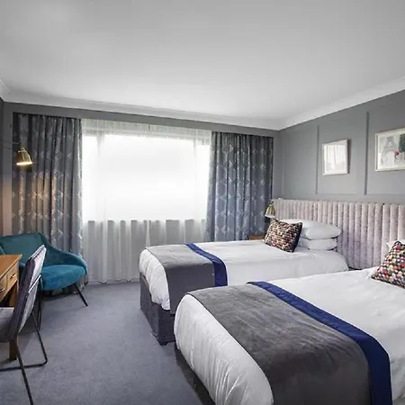 Imperial Hotel 4*