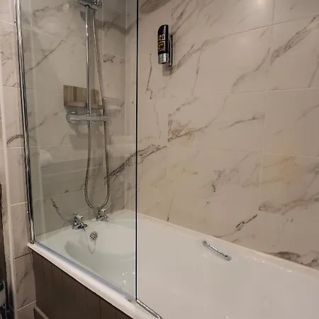 Imperial فندق دوندالك