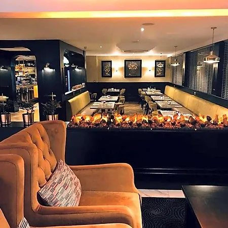 Imperial 4*