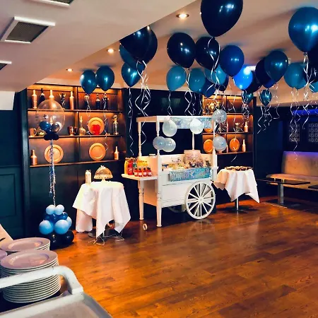 Imperial فندق 4*